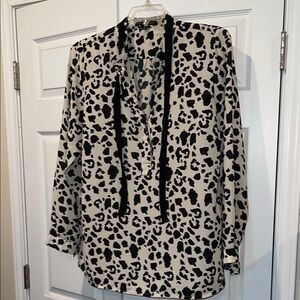 Stylish Black and White Women's Top